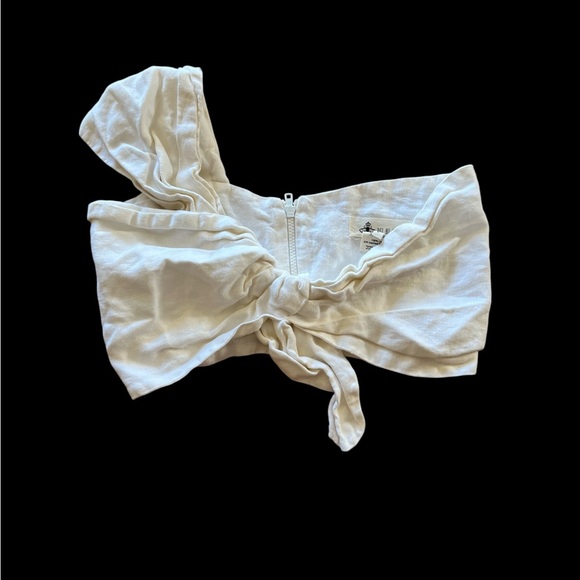 White Off-Shoulder Women's Top - Picture 1 of 2